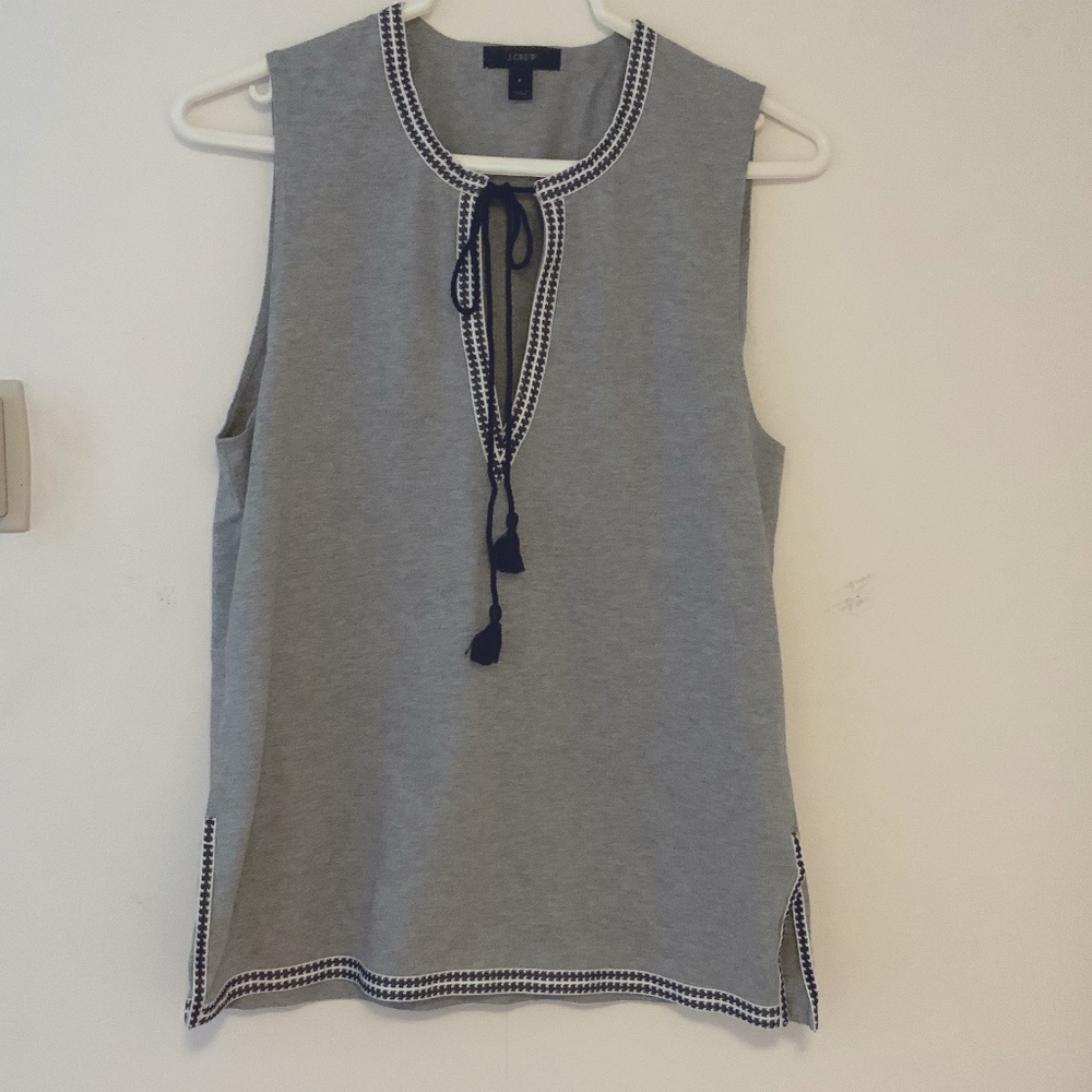 J.CREW GRAY COTTON ,top with black and white embroidery details